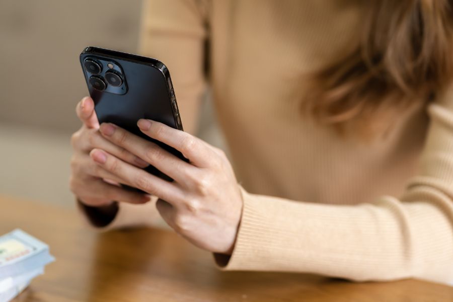 Vi um vídeo na internet e me identifiquei: por que sintomas isolados não definem um diagnóstico?